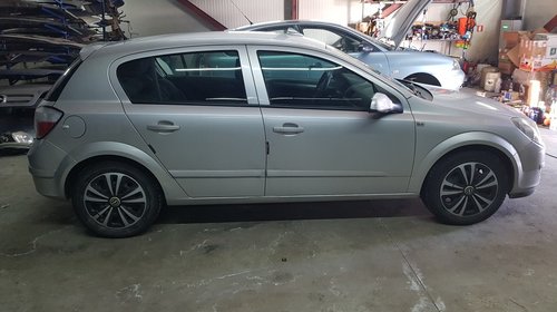 Aripa dreapta spate Opel Astra H 2005 HATCHBA