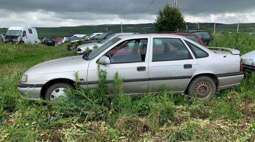 Aripa dreapta spate Opel Vectra A 1993 limuzina 1,8 benzina
