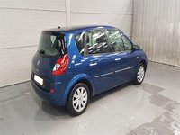 Aripa dreapta spate Renault Scenic 2009 Hatchback 1.6 i