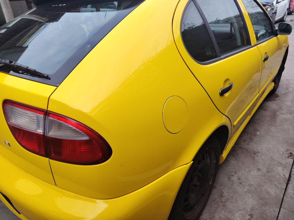 ARIPA DREAPTA SPATE SEAT LEON 2000 - 2006