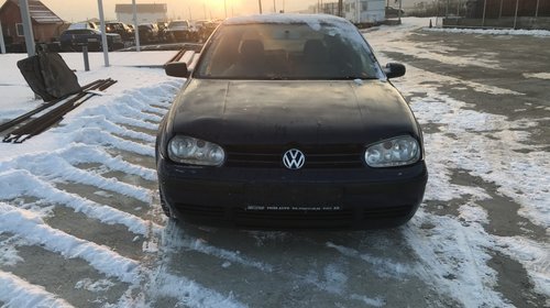 Aripa dreapta spate Volkswagen Golf 4 2000 ha