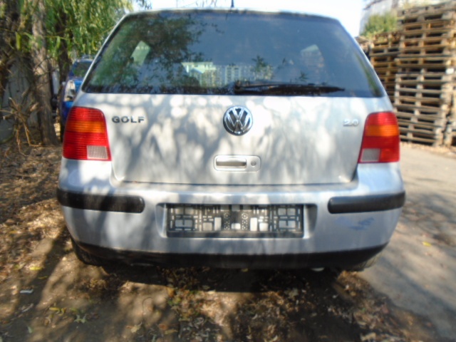 Aripa dreapta spate Volkswagen Golf 4 2000 Hatchback 2.0
