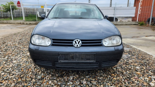 Aripa dreapta spate Volkswagen Golf 4 2002 Ha