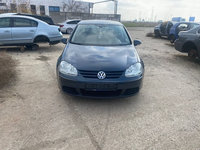 Aripa dreapta spate Volkswagen Golf 5 2007 hatchback 1,9