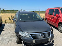 Aripa dreapta spate Volkswagen Passat B6 2010 COMBI facelift 2.0 TDI