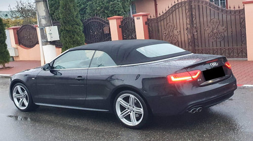 Aripa fata dreapta fara defecte S Line cod culoare LZY Audi A5 8T [facelift] [2011 - 2016] Cabriolet 2.0 TDI MT (177 hp) S-Line 8F7 COD culoare LZ9Y