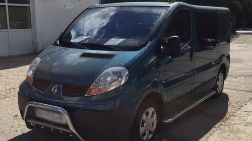 Aripa fata dreapta Renault Trafic 2.0 2007 Diesel