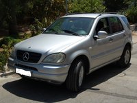 Aripa fata mercedes ml 270 2001