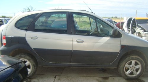 Aripa fata Renault Scenic 1 RX4 motor 2.0i 16V cod F4R din 2002