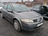 Aripa fata stanga/dreapta Renault Megane 2 2004 1.6 Benzina Cod Motor K4M(760) 113CP/83KW