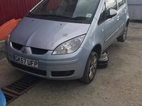 Aripa mitsubishi colt 2007