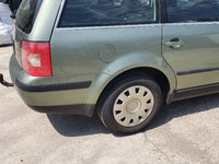 Aripa spate stanga / dreapta VW Passat b 5.5 an 2004