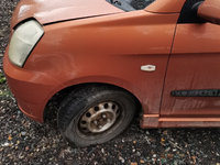 Aripa stânga fata Kia Picanto an 2005