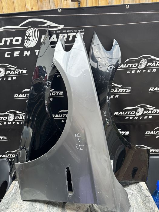 Aripa stanga / dreapta Bmw F10 F11 originala