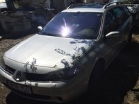 Aripa stanga/dreapta fata Renault Laguna 2 facelift 2.0 DCI M9R 2006