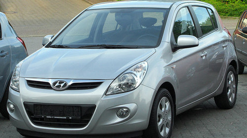 Aripa stanga/dreapta Hyundai i20 an 2008-2011