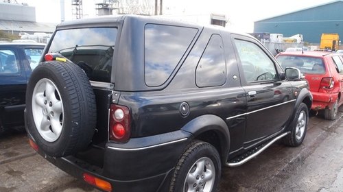 Aripa stanga dreapta Land Rover Freelander