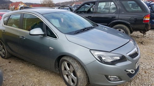 ARIPA STANGA- DREAPTA OPEL ASTRA J 2011