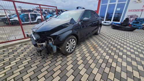 Aripa stanga fata Audi A3 8V 2016 BERLINA 2.0TDI