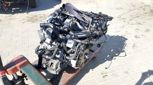 Aripa stanga fata Audi A5 2012 berlina cu haion 2.0 TDI