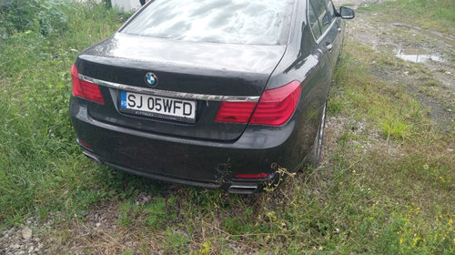 Aripa stanga fata BMW F01 2011 Limuzina 740i