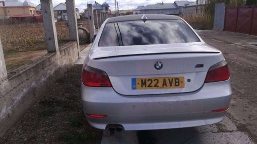 Aripa stanga fata BMW Seria 5 E60 2005 Berlina 3.0 D