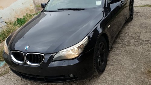 Aripa stanga fata BMW Seria 5 E60 2005 Sedan 3.0D