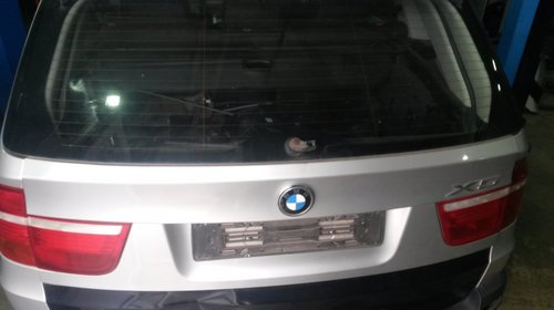 Aripa stanga fata BMW X5 E70 2009 suv 3.0