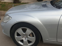 Aripa stanga fata cu defect Mercedes S-Class W221