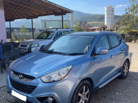 Aripa stanga fata Hyundai ix35 2012 Suv 2.0