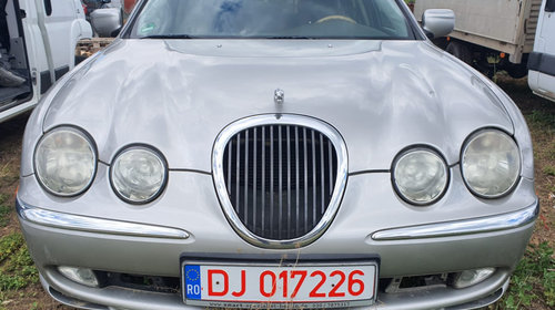 Aripa stanga fata Jaguar S-Type 2000 Sedan 4.