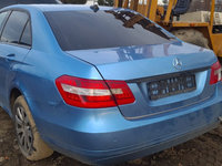 Aripa stanga fata Mercedes E-Class W212 2013 Berlina 2.2 cdi