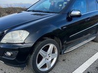 Aripa stanga fata Mercedes ML320 CDI W164 din 2010