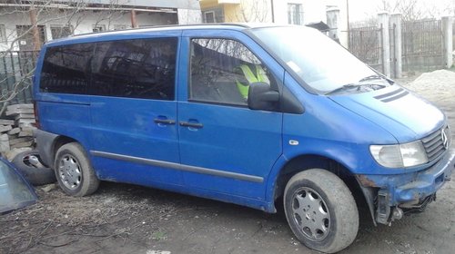 Aripa stanga fata Mercedes VITO 2002 van 2.2 cdi