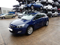 Aripa stanga fata Opel Astra J 2012 Hatchback 1.7 CDTI DTE