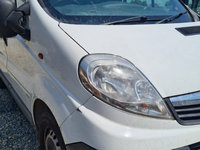 Aripa stanga fata Opel Vivaro 2012 BUS 2.0 CDTI DCI