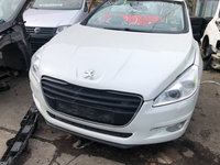 Aripa stanga fata Peugeot 508 an 2012