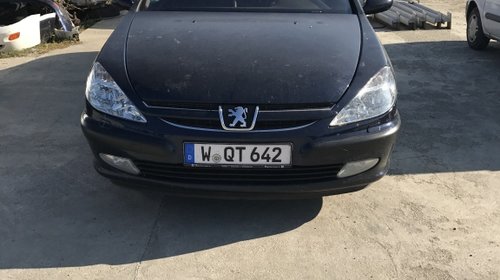 Aripa stanga fata Peugeot 607 2002 limuzina 2179