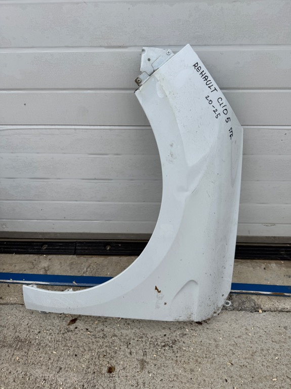 Aripa stanga fata Renault Clio 5 2020/2021/2022/2023/2024/2025