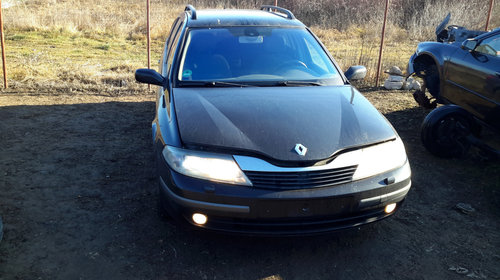 Aripa stanga fata Renault Laguna 2 2004 break