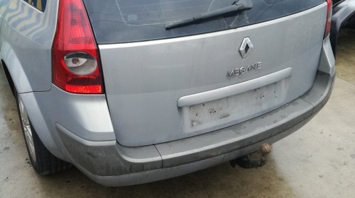 Aripa stanga fata Renault Megane 2005 break 1.9 DCI