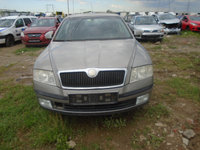 Aripa stanga fata Skoda Octavia 2 2008 Sedan 1.8