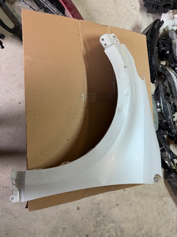 Aripa stanga fata Toyota Yaris Mazda 2 2020/2021/2022/2023/2024
