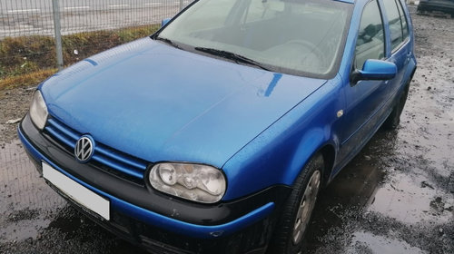 Aripa stanga fata Volkswagen Golf 4 2001 1.6 