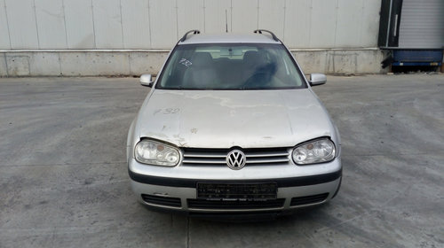 Aripa stanga fata Volkswagen Golf 4 2001 Brea