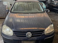 Aripa stanga fata Volkswagen Golf 5 2006 Hatchback 1.9 TDI