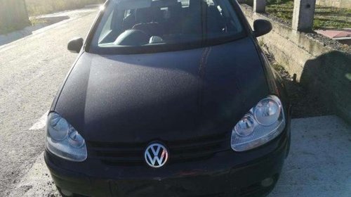 Aripa stanga fata VW Golf 5 2005 Hatchback 2.0 TDI