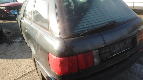 Aripa stanga spate Audi A4 B5 1993 80 B4 Combi 1.6 benzina (ADA) 101cp
