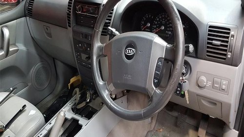 Aripa stanga spate Kia Sorento 2005 SUV 2.5 CRDi