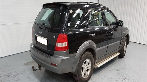 Aripa stanga spate Kia Sorento 2005 SUV 2.5 CRDi